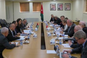 الأردن والتشيك يبحثان التعاون في مجالات الطاقة
