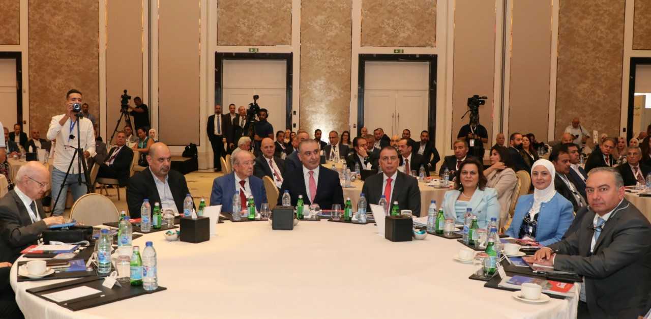 افتتاح مؤتمر رجال الأعمال والمستثمرين الأردنيين بالخارج